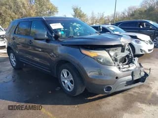 ✅ 2015 Ford Police Interceptor Utility • VIN: 1FM5K8AR6FGC51631 • Lot: 43608762. Wystawiony na IAAI z przebiegiem 193 201 mil. Bezpłatny archiwum sprzedaży aukcyjnych z USA i szczegółowy raport historii pojazdu na DreamBid. Zdjęcie 1.