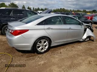 ✅ 2011 Hyundai Sonata SE • VIN: 5NPEC4AC0BH248509 • Lot: 69322804. Listed on Copart with 109,209 mi. Free auction sales archive from the USA and detailed vehicle history report at DreamBid. Image 3.