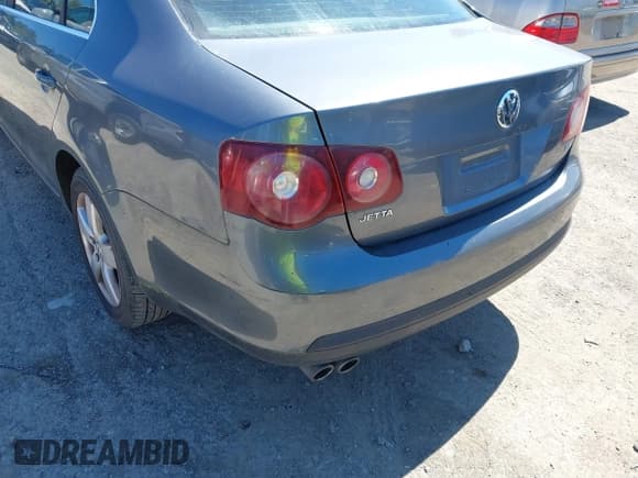 ✅ 2008 Volkswagen Jetta SE • VIN: 3VWRM71K28M162397 • Лот: 42926990. Опубликован ранее на IAAI с пробегом 149 935 миль. Бесплатный доступ к архиву аукционных продаж из США и подробный отчёт об истории автомобиля на DreamBid. Изображение 6.