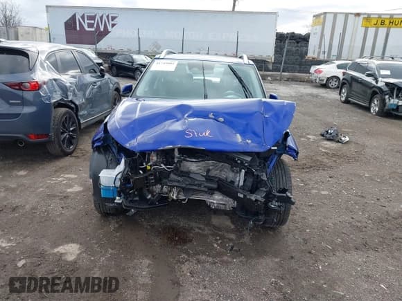 ✅ 2023 Hyundai Venue Limited • VIN: KMHRC8A33PU257464 • Lot: 41745001. Listed on IAAI with 8,264 mi. Free auction sales archive from the USA and detailed vehicle history report at DreamBid. Image 13.