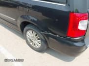 ✅ 2015 Chrysler Town & Country Limited • VIN: 2C4RC1JG6FR742241 • Lot: 42391447. Listed on IAAI with 160,102 mi. Free auction sales archive from the USA and detailed vehicle history report at DreamBid. Image 17.