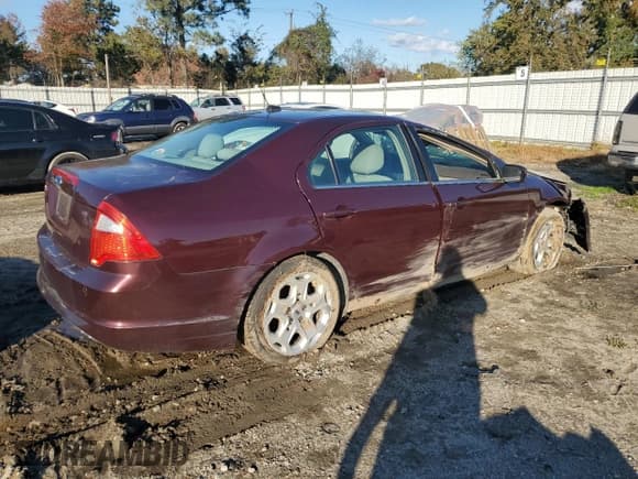 ✅ 2011 Ford Fusion SE • VIN: 3FAHP0HA0BR263657 • Lot: 90705185. Listed on Copart with 158,439 mi. Free auction sales archive from the USA and detailed vehicle history report at DreamBid. Image 3.