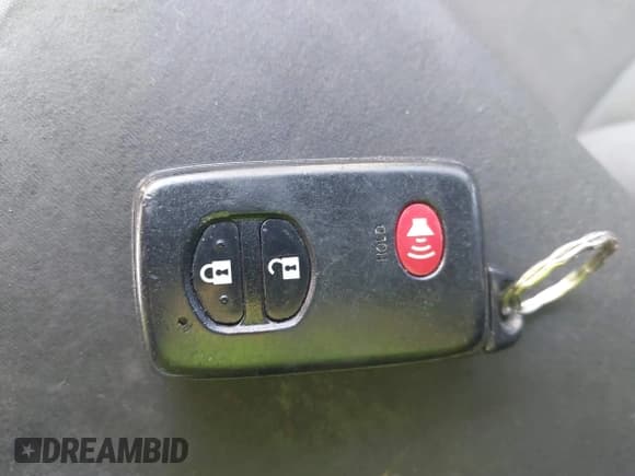 ✅ 2013 Toyota Prius Two • VIN: JTDKN3DU9D1624484 • Лот: 43605975. Опубликован ранее на IAAI с пробегом 222 612 миль. Бесплатный доступ к архиву аукционных продаж из США и подробный отчёт об истории автомобиля на DreamBid. Изображение 11.