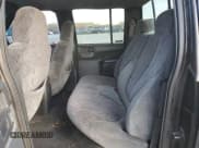 ✅ 2001 Chevrolet S-10 LS • VIN: 1GCDT13W91K231189 • Лот: 78889054. Опубликован ранее на Copart с пробегом 202 223 миль. Бесплатный доступ к архиву аукционных продаж из США и подробный отчёт об истории автомобиля на DreamBid. Изображение 10.