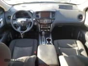 ✅ 2020 Nissan Pathfinder S • VIN: 5N1DR2AM3LC616469 • Lot: 85081145. Wystawiony na Copart z przebiegiem 123 456 mil. Bezpłatny archiwum sprzedaży aukcyjnych z USA i szczegółowy raport historii pojazdu na DreamBid. Zdjęcie 8.