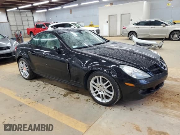 ✅ 2008 Mercedes-Benz SLK 280 • VIN: WDBWK54F68F187171 • Lot: 89631355. Listed on Copart with 123,944 mi. Free auction sales archive from the USA and detailed vehicle history report at DreamBid. Image 4.