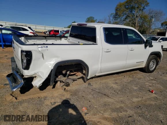 ✅ 2022 GMC Sierra 1500 SLE • VIN: 3GTUUBED3NG551524 • Лот: 52345145. Опубликован ранее на Copart с пробегом 146 967 миль. Бесплатный доступ к архиву аукционных продаж из США и подробный отчёт об истории автомобиля на DreamBid. Изображение 3.