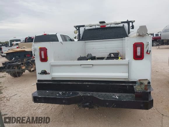 ✅ 2020 Ford F-250 XL • VIN: 1FD7X2B6XLEC92119 • Lot: 43194248. Wystawiony na IAAI z przebiegiem 80 146 mil. Bezpłatny archiwum sprzedaży aukcyjnych z USA i szczegółowy raport historii pojazdu na DreamBid. Zdjęcie 15.