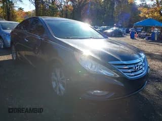 ✅ 2011 Hyundai Sonata Limited • VIN: 5NPEC4AC1BH242203 • Лот: 43608215. Опубликован ранее на IAAI с пробегом 150 438 миль. Бесплатный доступ к архиву аукционных продаж из США и подробный отчёт об истории автомобиля на DreamBid. Изображение 1.