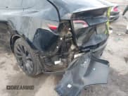 ✅ 2022 Tesla Model Y Performance • VIN: 7SAYGDEF0NF574239 • Lot: 41569830. Wystawiony na IAAI z przebiegiem 45 870 mil. Bezpłatny archiwum sprzedaży aukcyjnych z USA i szczegółowy raport historii pojazdu na DreamBid. Zdjęcie 6.