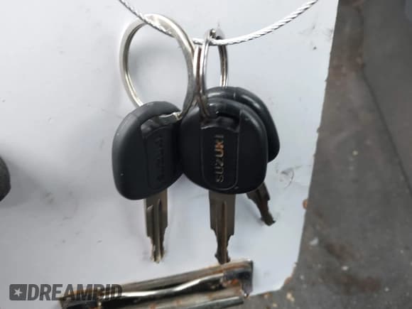 ✅ 2007 Suzuki Forenza • VIN: KL5JD86Z27K722135 • Lot: 43730947. Wystawiony na IAAI z przebiegiem 60 813 mil. Bezpłatny archiwum sprzedaży aukcyjnych z USA i szczegółowy raport historii pojazdu na DreamBid. Zdjęcie 11.