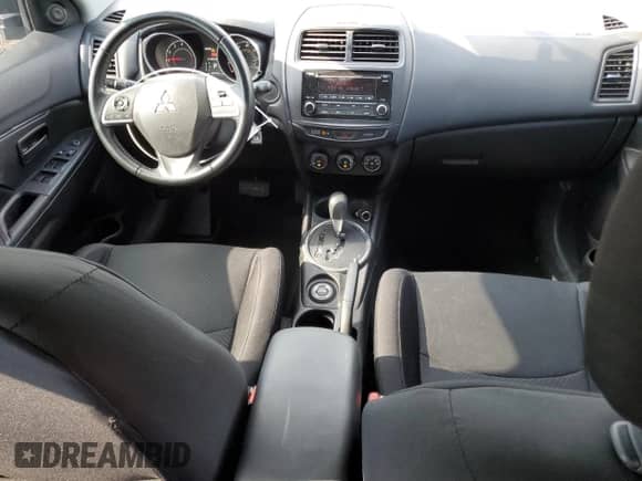 2015 Mitsubishi Outlander ES с VIN 4A4AR3AW5FE053277, выставлен на аукционе Copart как лот 70186775 с пробегом 93 736 миль миль и Списание • Salvage title. История ставок и продаж доступна на DreamBid. Изображение 8.