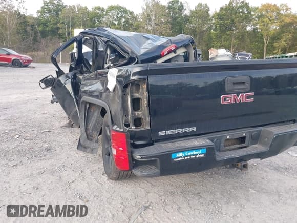 ✅ 2018 GMC Sierra 1500 • VIN: 1GTV2LEC2JZ296186 • Лот: 43256816. Опубликован ранее на IAAI с пробегом 137 627 миль. Бесплатный доступ к архиву аукционных продаж из США и подробный отчёт об истории автомобиля на DreamBid. Изображение 6.