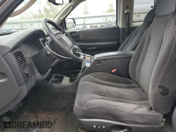 ✅ 2004 Dodge Dakota SLT • VIN: 1D7HG42N14S628373 • Lot: 52440565. Wystawiony na Copart z przebiegiem 137 869 mil. Bezpłatny archiwum sprzedaży aukcyjnych z USA i szczegółowy raport historii pojazdu na DreamBid. Zdjęcie 7.