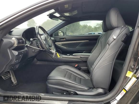 ✅ 2017 Lexus RC 200t • VIN: JTHHA5BCXH5007104 • Lot: 67649815. Listed on Copart with 68,542 mi. Free auction sales archive from the USA and detailed vehicle history report at DreamBid. Image 7.