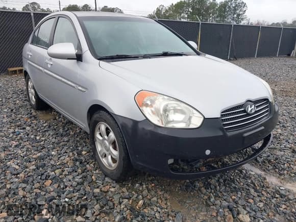 ✅ 2006 Hyundai Accent GLS • VIN: KMHCN46C46U035208 • Лот: 41769016. Опубликован ранее на IAAI с пробегом 141 065 миль. Бесплатный доступ к архиву аукционных продаж из США и подробный отчёт об истории автомобиля на DreamBid. Изображение 1.