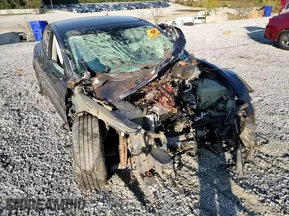 ✅ 2022 Tesla Model 3 Long Range • VIN: 5YJ3E1EB4NF192708 • Lot: 81671035. Wystawiony na Copart z przebiegiem Nie podano. Bezpłatny archiwum sprzedaży aukcyjnych z USA i szczegółowy raport historii pojazdu na DreamBid. Zdjęcie 14.