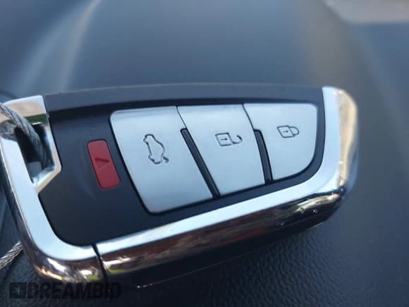 ✅ 2018 Chevrolet Camaro 2SS • VIN: 1G1FH1R71J0160147 • Лот: 43666666. Опубликован ранее на IAAI с пробегом 78 785 миль. Бесплатный доступ к архиву аукционных продаж из США и подробный отчёт об истории автомобиля на DreamBid. Изображение 11.