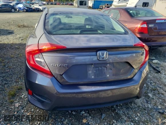 ✅ 2016 Honda Civic LX • VIN: 2HGFC2F5XGH026712 • Лот: 86259385. Опубликован ранее на Copart с пробегом 116 451 миль. Бесплатный доступ к архиву аукционных продаж из США и подробный отчёт об истории автомобиля на DreamBid. Изображение 6.