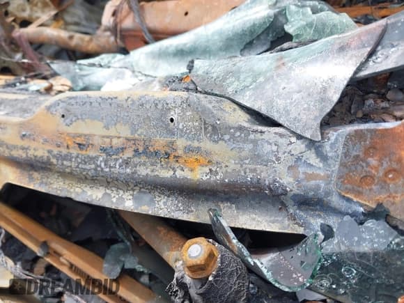 ✅ 2018 Chevrolet Silverado 2500HD LT • VIN: 1GC1KVEY1JF271786 • Лот: 41766472. Опубликован ранее на IAAI с пробегом Не указан. Бесплатный доступ к архиву аукционных продаж из США и подробный отчёт об истории автомобиля на DreamBid. Изображение 9.