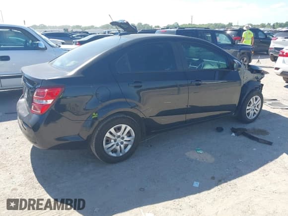 ✅ 2017 Chevrolet Sonic LS • VIN: 1G1JB5SH9H4145694 • Lot: 42824555. Listed on IAAI with 83,688 mi. Free auction sales archive from the USA and detailed vehicle history report at DreamBid. Image 4.
