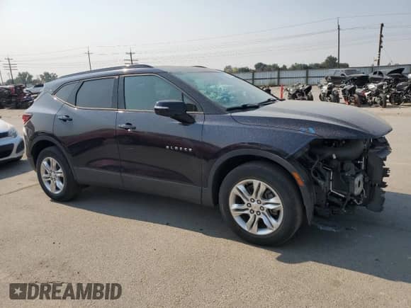 2020 Chevrolet Blazer LT with VIN 3GNKBHRS8LS597862, listed as a Copart auction lot 69475064 with 30,472 mi miles and Salvage title. Bid and sale history available at DreamBid. Image 4.
