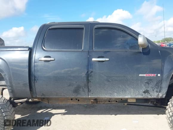 ✅ 2007 GMC Sierra 1500 • VIN: 3GTEK13Y57G553692 • Лот: 42605838. Опубликован ранее на IAAI с пробегом 221 736 миль. Бесплатный доступ к архиву аукционных продаж из США и подробный отчёт об истории автомобиля на DreamBid. Изображение 14.