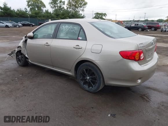 ✅ 2009 Toyota Corolla LE • VIN: 2T1BU40E99C151745 • Лот: 43453902. Опубликован ранее на IAAI с пробегом 198 885 миль. Бесплатный доступ к архиву аукционных продаж из США и подробный отчёт об истории автомобиля на DreamBid. Изображение 3.