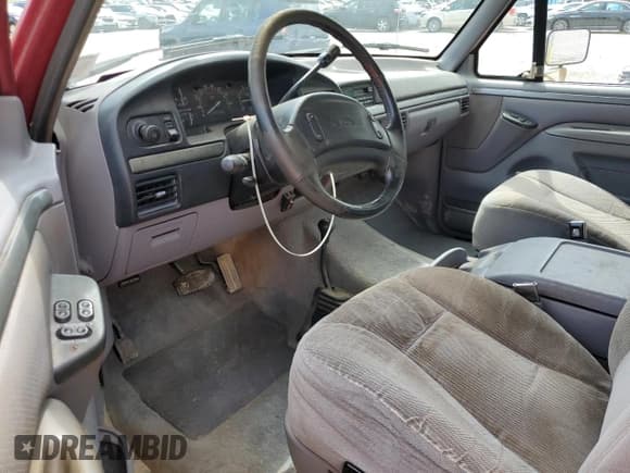 ✅ 1995 Ford F-250 • VIN: 1FTHX26F3SKC01663 • Лот: 54213995. Опубликован ранее на Copart с пробегом 174 700 миль. Бесплатный доступ к архиву аукционных продаж из США и подробный отчёт об истории автомобиля на DreamBid. Изображение 8.