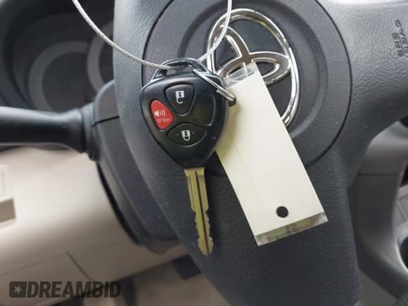 ✅ 2008 Toyota RAV4 • VIN: JTMBD33VX86073827 • Lot: 42989459. Wystawiony na IAAI z przebiegiem 55 635 mil. Bezpłatny archiwum sprzedaży aukcyjnych z USA i szczegółowy raport historii pojazdu na DreamBid. Zdjęcie 11.