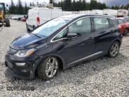 ✅ 2018 Chevrolet Bolt EV LT • VIN: 1G1FW6S04J4135302 • Lot: 56284335. Wystawiony na Copart z przebiegiem 150 478 mil. Bezpłatny archiwum sprzedaży aukcyjnych z USA i szczegółowy raport historii pojazdu na DreamBid. Zdjęcie 1.