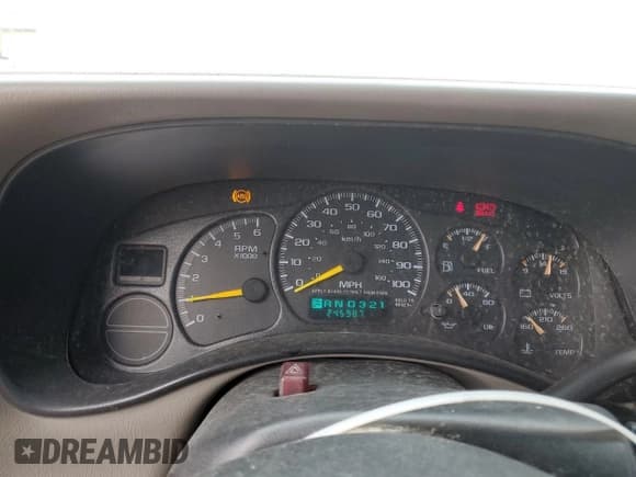 ✅ 2001 GMC Sierra 2500HD SLE • VIN: 1GTHK23U51F115697 • Лот: 49310135. Опубликован ранее на Copart с пробегом 245 987 миль. Бесплатный доступ к архиву аукционных продаж из США и подробный отчёт об истории автомобиля на DreamBid. Изображение 9.