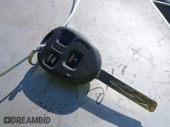 ✅ 2007 Lexus RX 350 • VIN: 2T2GK31U47C003703 • Лот: 43543912. Опубликован ранее на IAAI с пробегом 354 276 миль. Бесплатный доступ к архиву аукционных продаж из США и подробный отчёт об истории автомобиля на DreamBid. Изображение 11.