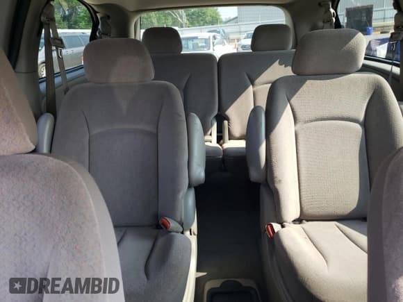 ✅ 2003 Dodge Caravan EX • VIN: 2D4GP74L03R262069 • Lot: 59040215. Listed on Copart with 112,926 mi. Free auction sales archive from the USA and detailed vehicle history report at DreamBid. Image 10.