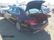 ✅ 2019 Mercedes-Benz E 300 • VIN: WDDZF4JB9KA587783 • Лот: 43296085. Опубликован ранее на IAAI с пробегом 103 739 миль. Бесплатный доступ к архиву аукционных продаж из США и подробный отчёт об истории автомобиля на DreamBid. Изображение 3.