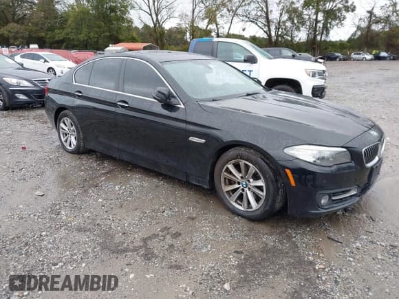 ✅ 2016 BMW 5 Series 528i • VIN: WBA5A5C51GG353496 • Lot: 43552689. Listed on IAAI with 162,233 mi. Free auction sales archive from the USA and detailed vehicle history report at DreamBid. Image 1.