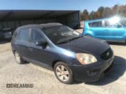 ✅ 2008 Kia Rondo LX • VIN: KNAFG525087171732 • Лот: 43343019. Опубликован ранее на IAAI с пробегом 308 720 миль. Бесплатный доступ к архиву аукционных продаж из США и подробный отчёт об истории автомобиля на DreamBid. Изображение 1.