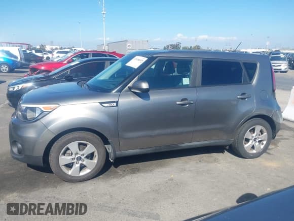 ✅ 2019 Kia Soul • VIN: KNDJN2A29K7686356 • Lot: 43518849. Listed on IAAI with 187,963 mi. Free auction sales archive from the USA and detailed vehicle history report at DreamBid. Image 14.