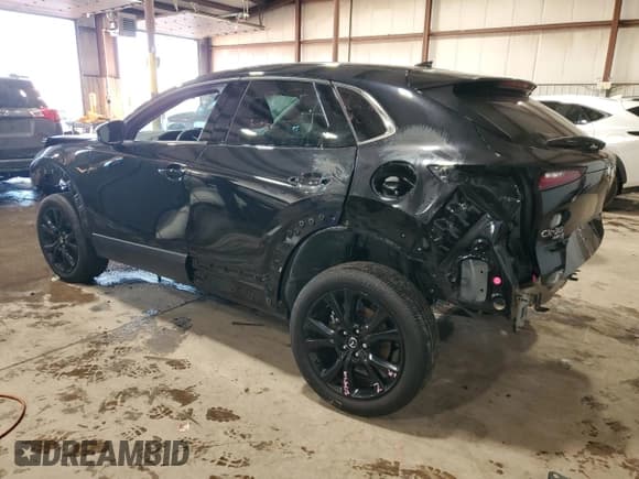 ✅ 2024 Mazda CX-30 Premium • VIN: 3MVDMBDY4RM689826 • Лот: 43533135. Опубликован ранее на Copart с пробегом 10 372 миль. Бесплатный доступ к архиву аукционных продаж из США и подробный отчёт об истории автомобиля на DreamBid. Изображение 2.