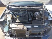 ✅ 2017 Volkswagen Jetta S • VIN: 3VW2B7AJ1HM415059 • Lot: 43555214. Wystawiony na IAAI z przebiegiem 102 894 mil. Bezpłatny archiwum sprzedaży aukcyjnych z USA i szczegółowy raport historii pojazdu na DreamBid. Zdjęcie 10.