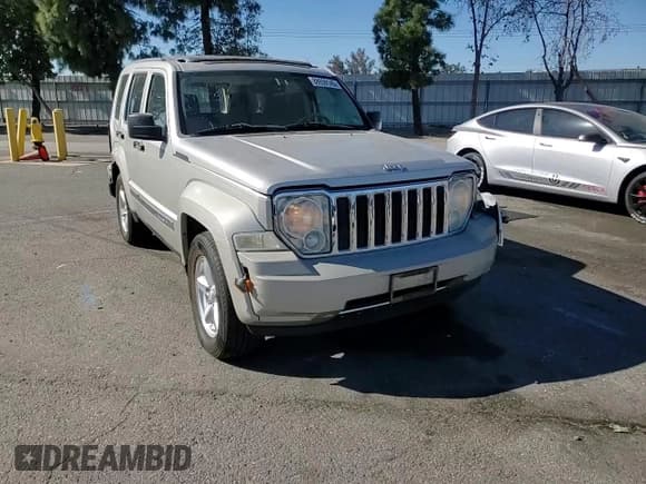 ✅ 2008 Jeep Liberty Limited • VIN: 1J8GP58K38W262934 • Lot: 88959145. Listed on Copart with 116,639 mi. Free auction sales archive from the USA and detailed vehicle history report at DreamBid. Image 10.