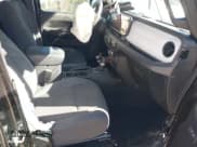 ✅ 2024 Jeep Gladiator Sport S • VIN: 1C6HJTAG7RL108812 • Лот: 43508808. Опубликован ранее на IAAI с пробегом 10 036 миль. Бесплатный доступ к архиву аукционных продаж из США и подробный отчёт об истории автомобиля на DreamBid. Изображение 5.