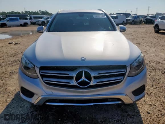 ✅ 2016 Mercedes-Benz GLC 300 • VIN: WDC0G4JB8GF019836 • Lot: 71556825. Listed on Copart with 92,786 mi. Free auction sales archive from the USA and detailed vehicle history report at DreamBid. Image 5.