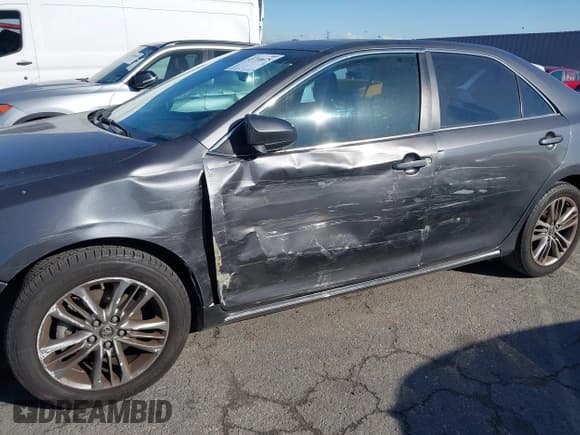 ✅ 2013 Toyota Camry LE • VIN: 4T4BF1FK1DR300619 • Lot: 43710675. Listed on IAAI with 122,149 mi. Free auction sales archive from the USA and detailed vehicle history report at DreamBid. Image 6.