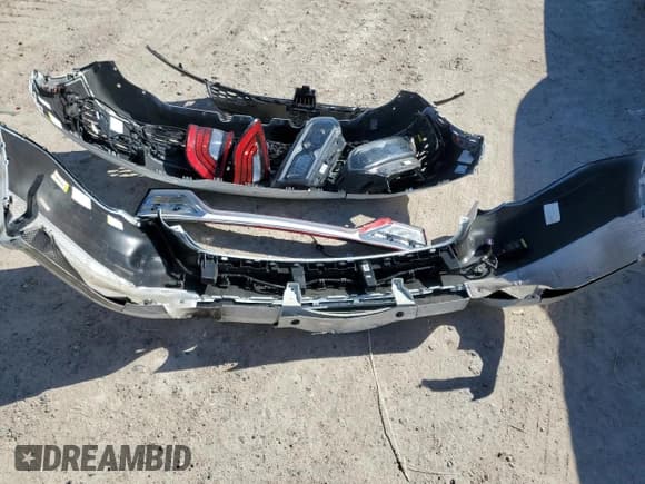 ✅ 2024 Dodge Durango GT • VIN: 1C4RDHDGXRC172145 • Лот: 47843065. Опубликован ранее на Copart с пробегом 23 125 миль. Бесплатный доступ к архиву аукционных продаж из США и подробный отчёт об истории автомобиля на DreamBid. Изображение 13.