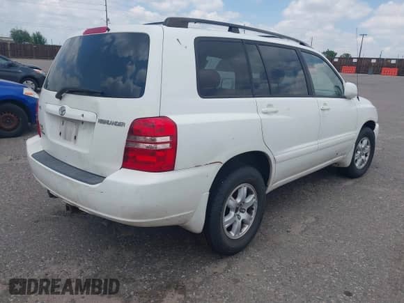 2003 Toyota Highlander with VIN JTEHF21A930145946, listed as a IAAI auction lot 42628408 with 221,538 mi miles and . Bid and sale history available at DreamBid. Image 4.
