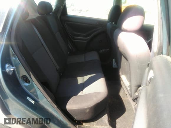 ✅ 2006 Pontiac Vibe • VIN: 5Y2SL65886Z435936 • Лот: 43213553. Опубликован ранее на IAAI с пробегом 203 349 миль. Бесплатный доступ к архиву аукционных продаж из США и подробный отчёт об истории автомобиля на DreamBid. Изображение 8.