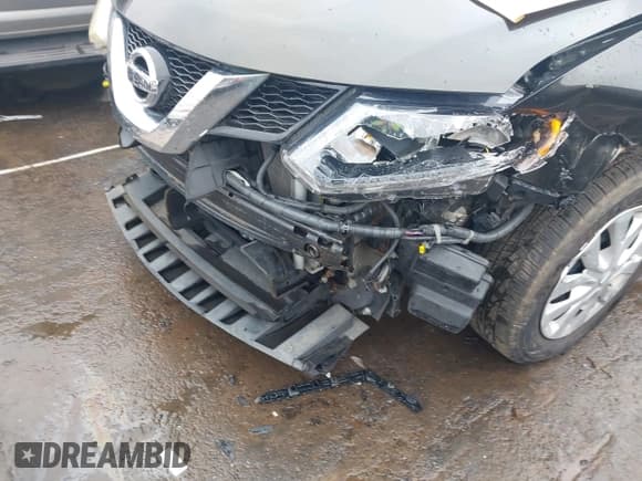 ✅ 2015 Nissan Rogue SV • VIN: 5N1AT2MT5FC870986 • Lot: 43313206. Listed on IAAI with 79,314 mi. Free auction sales archive from the USA and detailed vehicle history report at DreamBid. Image 6.