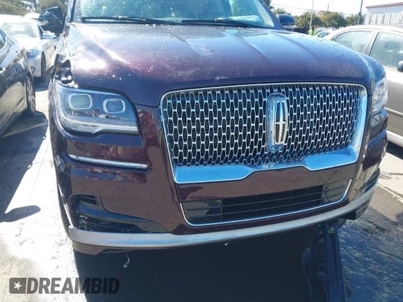 ✅ 2024 Lincoln Navigator Reserve • VIN: 5LMJJ2LG9REL21145 • Lot: 43489312. Listed on IAAI with 4,155 mi. Free auction sales archive from the USA and detailed vehicle history report at DreamBid. Image 6.