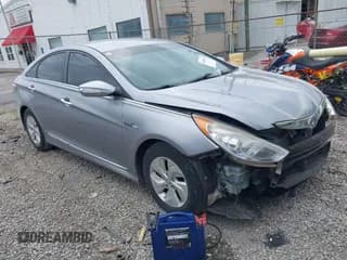 ✅ 2014 Hyundai Sonata Limited • VIN: KMHEC4A48EA116629 • Lot: 42070212. Wystawiony na IAAI z przebiegiem 95 295 mil. Bezpłatny archiwum sprzedaży aukcyjnych z USA i szczegółowy raport historii pojazdu na DreamBid. Zdjęcie 1.